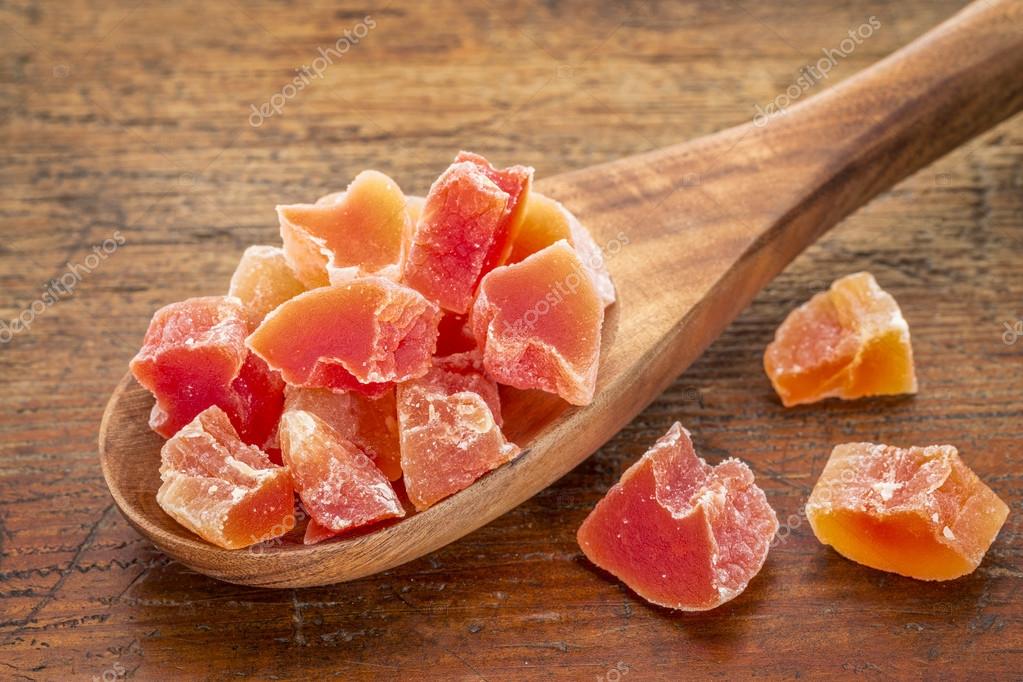 depositphotos_64718601-stock-photo-dried-papaya-snack.jpg