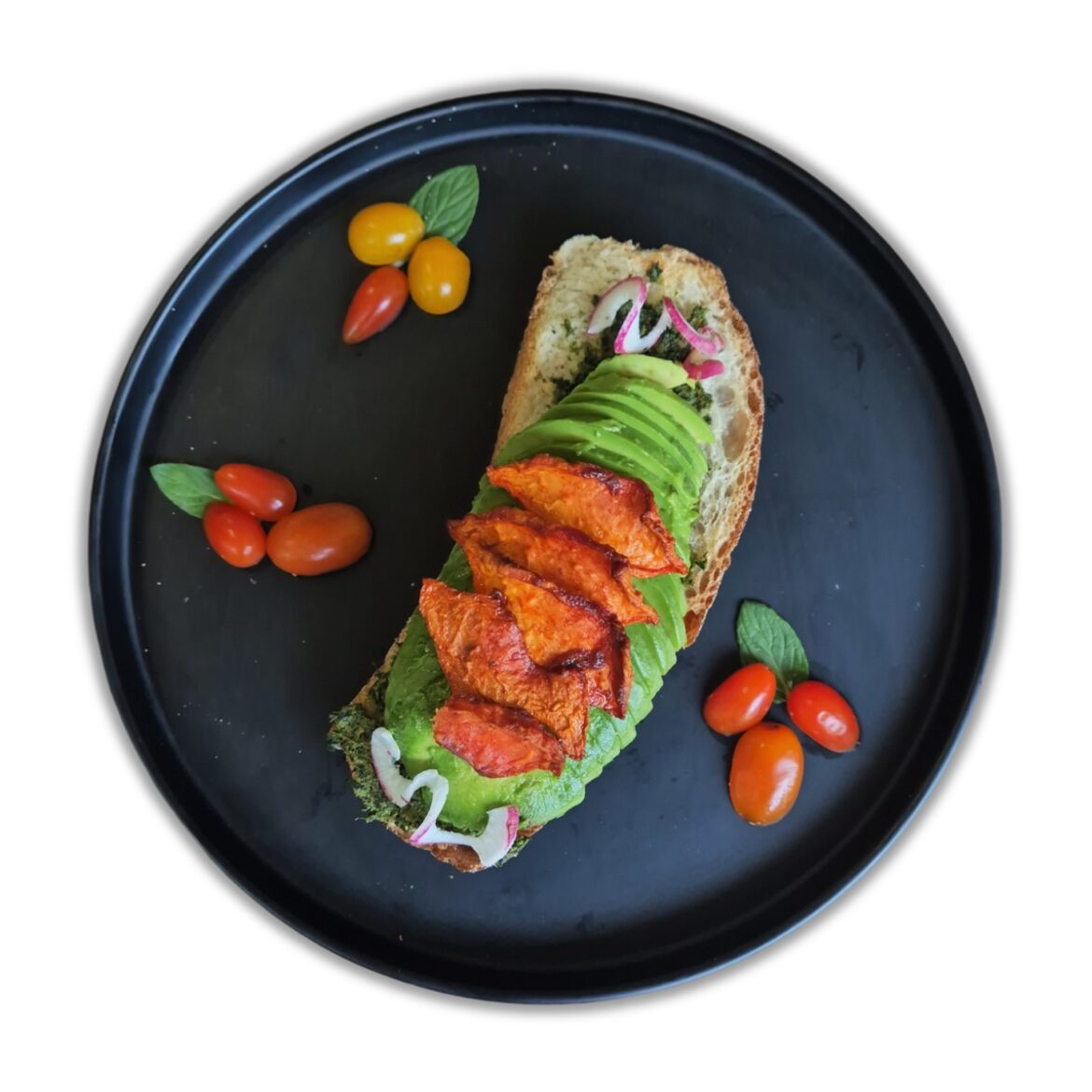 TOSTADA-AGUACATE-PESTO-SALMON.jpg
